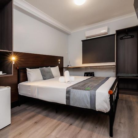 Dch On Mitchell Hotel Darwin Buitenkant foto